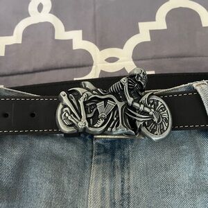New Zinc alloy skull knight motorcycle belt buckle in Western style.
